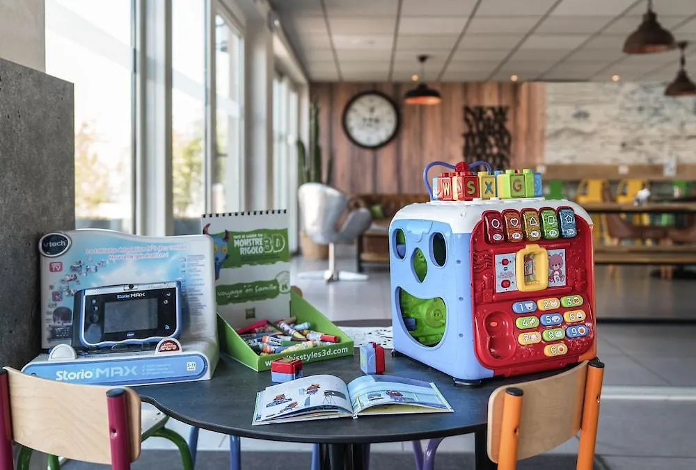 Ibis Styles Hyeres Rooftop & Spa 3*,  France