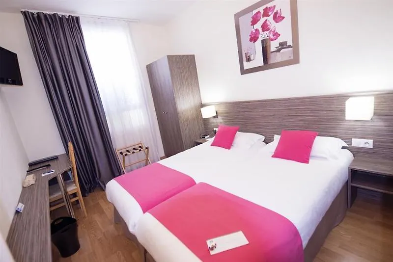 Ibis Styles Hyeres Rooftop & Spa 3*,
