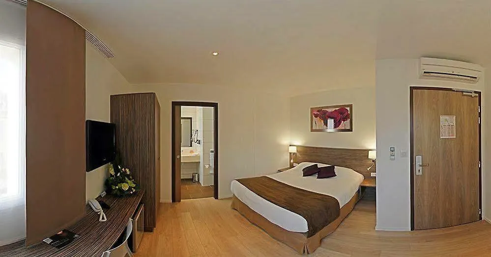 Ibis Styles Hyeres Rooftop & Spa